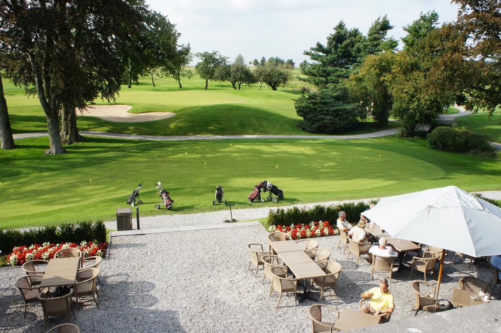 Hotel Golf De Pierpont Bons Villers エクステリア 写真